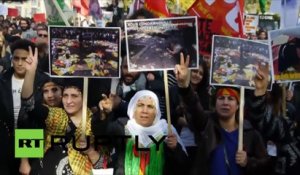 Paris : manifestation de soutien aux victimes du double-attentat à Ankara