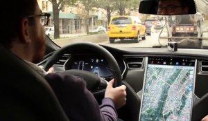 Démonstration du système de pilotage automatique des voitures Tesla