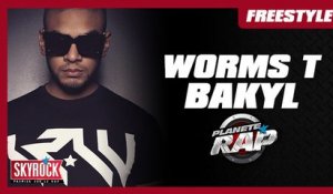 Worms T & Bakyl en freestyle dans le Planète Rap de Kaaris