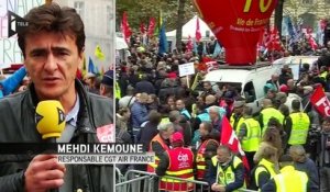 Les syndicats d'Air France manifestent devant l'Assemblée nationale