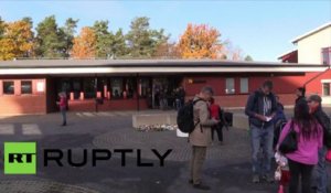 Suède : la ville de Trollhattan pleure les victimes de l’attentat perpétré contre l’école de Kronan