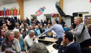 Walcourt: réunion citoyenne agitée sur l'accueil des réfugiés