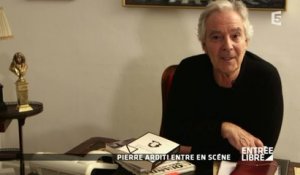 Pierre Arditi: Sur scène dans "L'être ou pas" - Entrée libre