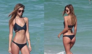 Le mannequin Carmella Rose en bikini à Miami