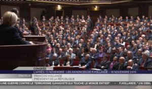 Hollande réclame une réforme de la Constitution pour "lutter contre le terrorisme de guerre"