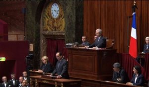 Attentats: Hollande pour la première fois devant le Congrès à Versailles