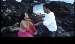 Ennamo Nadakirathae Sandakozhi Tamil Movie HD Video Songs