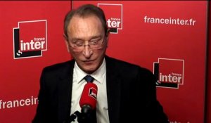 Bertrand Delanoë : "Monsieur Sarkozy ne cherche pas à mettre de barrière idéologique avec l'extrême-droite"