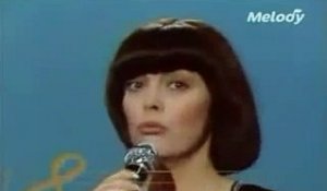 (Club de 69/70 ans) Mireille Mathieu : "Une Femme amoureuse"