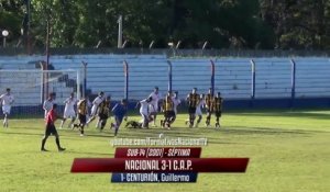 Un jeune gardien de but uruguayen remonte tout le terrain pour marquer