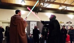 Combat au sabre laser à l'exposition Star Wars de Bouxières-aux-Dames