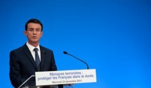 Valls confirme le maintien de la déchéance de nationalité dans la révision de la Constitution