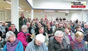 VIDEO. Coussay-les-Bois (86): Broncas mais pas de fracas à la réunion publique sur les 1200 taurillons