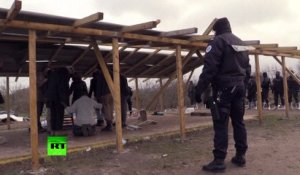 Des édifices de culte chrétien et musulman démolis dans la Jungle de Calais