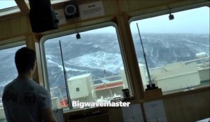 Un paquebot filme une terrible tempête en mer du Nord