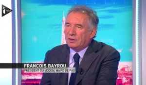 François Bayrou, l'invité politique de Laurence Ferrari sur iTélé - 100216