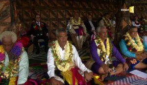 Malaise en Polynésie, François Hollande s'applaudit tout seul