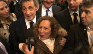 Sarkozy: "Il y a urgence à aider les agriculteurs et à changer de président"