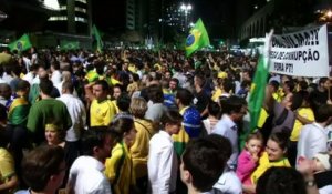 Brésil : Scandale autour d'une écoute téléphonique entre Roussef et Lula