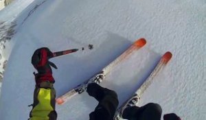 Il défie les sommets vertigineux en Slovénie