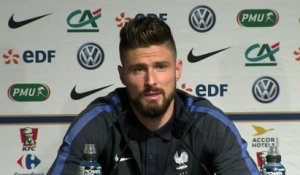 Foot - Amicaux - Bleus : Giroud «Je ne me pose pas la question de Karim ou de «Valbu»