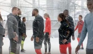 Gronkowski & friends gather for a neighborhood football