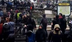 Incidents à Paris lors de la manifestation contre la loi Travail