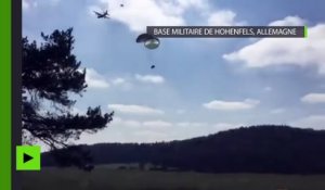 Oops ! Parachutés, trois véhicules de l'armée américaine se décrochent et s'écrasent au sol