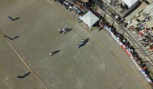C'est une première, un Drone filme de la pétanque dans les arènes de Fréjus !