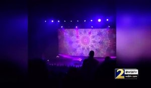 Prince interprète "Do Me Baby" lors de son dernier concert à Atlanta