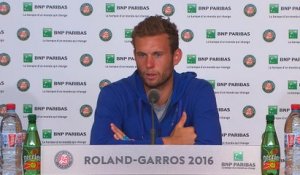 Roland-Garros - Bourgue : "Je joue au tennis pour vivre ce genre de match"