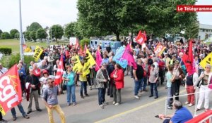 Lannion. 300 manifestants devant la Maison de l'emploi