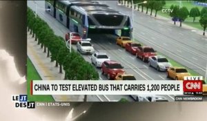 Les chinois inventent le bus du futur pour passer au dessus des voitures et éviter les embouteillages - Regardez