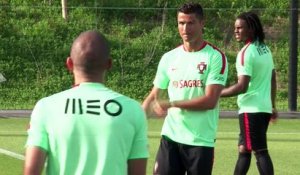 Euro-2016: Cristiano Ronaldo rejoint la Seleçao, enfin complète