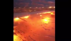 L'aile d'un avion prend feu après l'atterrissage d'urgence à Singapour