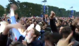 Euro 2016 : explosions de joie en France après la victoire des Bleus face à l'Islande