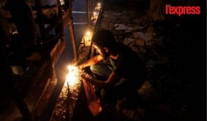 Irak: des bougies en hommage aux victimes de l'attentat