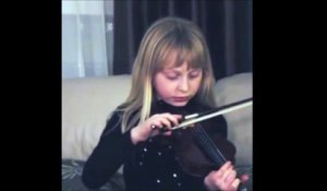 Exploser son archer en jouant du violon haha la tête de la fille