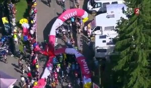 Une arche se dégonfle pendant le Tour de France 2016