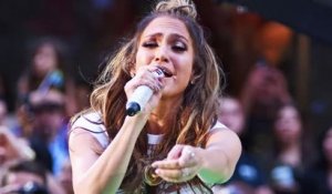 Jennifer Lopez chante son titre au bénéfice des victimes de la fusillade d'Orlando