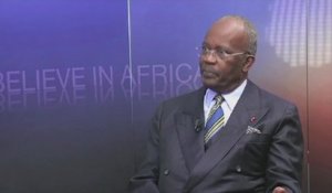 L'INTERVIEW - Gabon: Casimir Oyé Mba, candidat à la présidentielle de 2016 (2/2)
