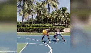 A Miami, Romelu Lukaku et Paul Pogba se défient au basket !