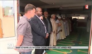 Saint-Etienne-Du-Rouvray : Les catholiques et musulmans prient ensemble après l'assassinat du prêtre