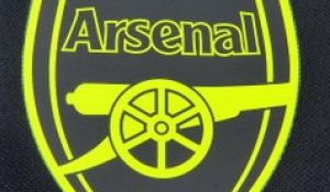 Les maillots Away et Third d'Arsenal