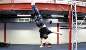 Amiens: l'école du cirque s'entraîne