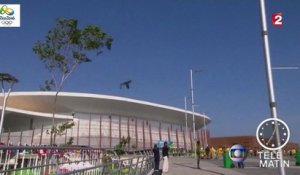 Zapping Télé du 17 août 2016 - Une caméra chute sur les spectateurs à Rio !