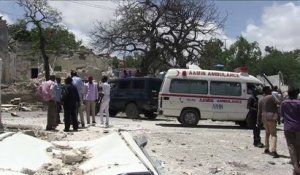 Mogadiscio: 5 morts dans un attentat-suicide contre un hôtel