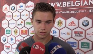 Leander Dendoncker: "Ne pas se comparer à l'Espagne"