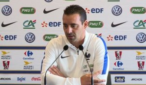 Euro 2017 - qualification(F): interview de Olivier Echouafni