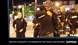 Émeutes à Charlotte : Un homme noir fait des câlins à des policiers, les images insolites (Vidéo)